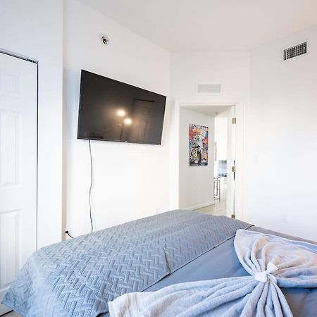 Subtle 2 Bed In Edgewater Downtown With Free Parking Apartment Miami Exterior photo
